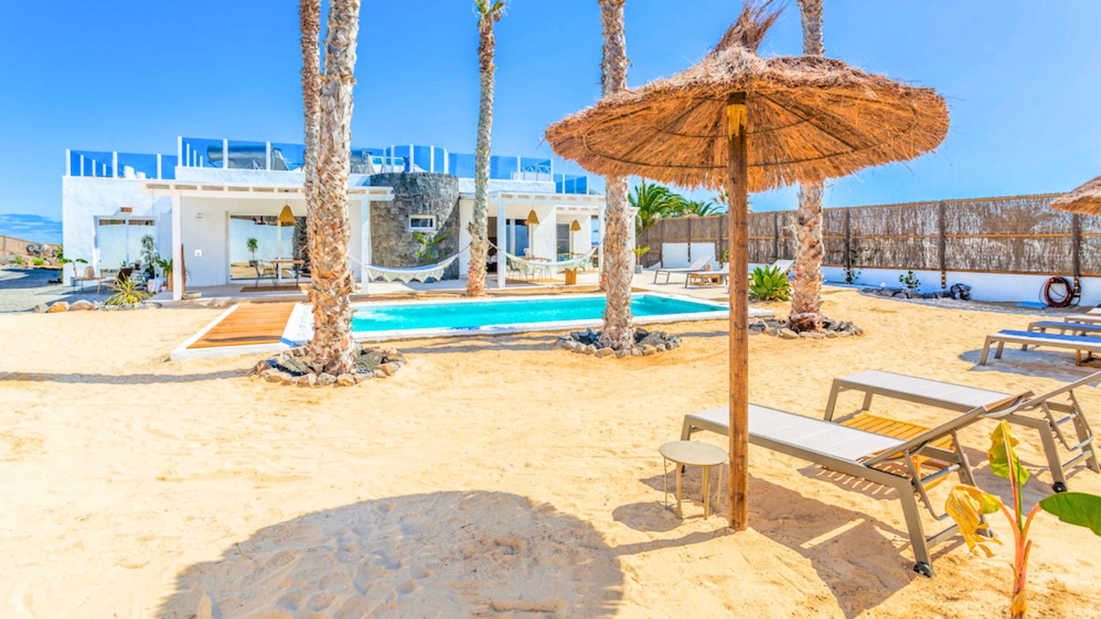 The retreat villa with pool and palm trees in Charco del Palo, Lanzarote